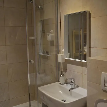 Daire Sol Apartament